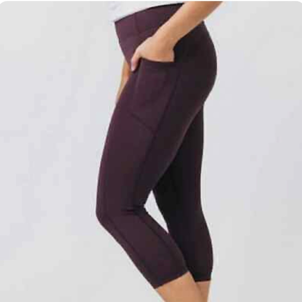 ZYIA Active Pocket Capri Leggings